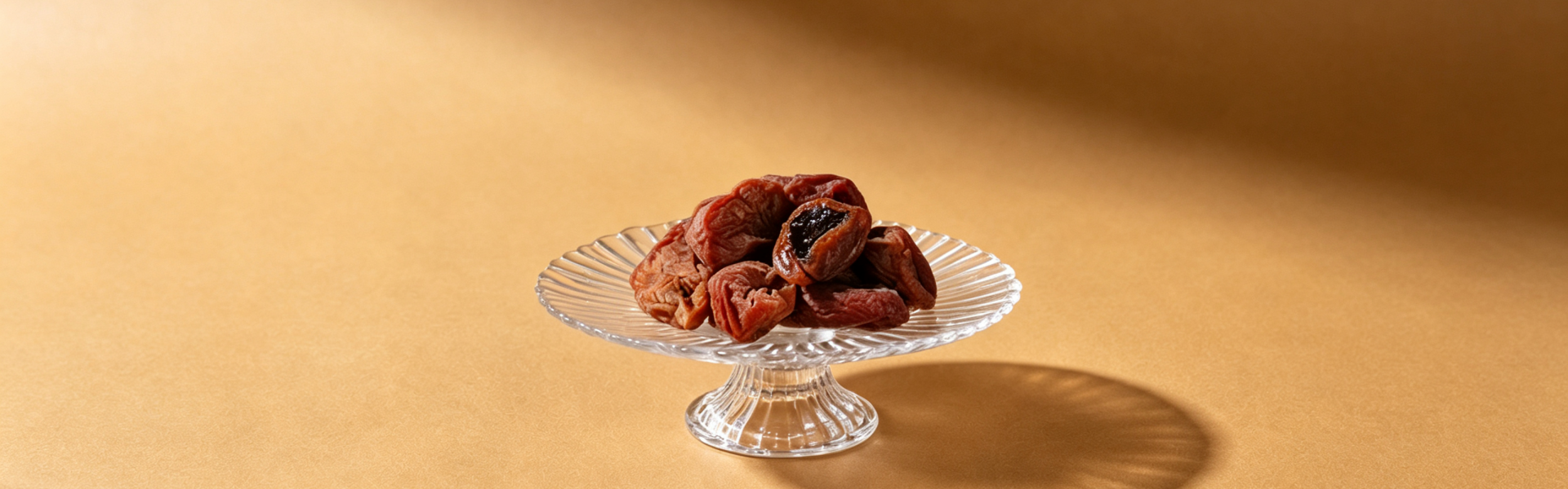 Preserved fruit with tea